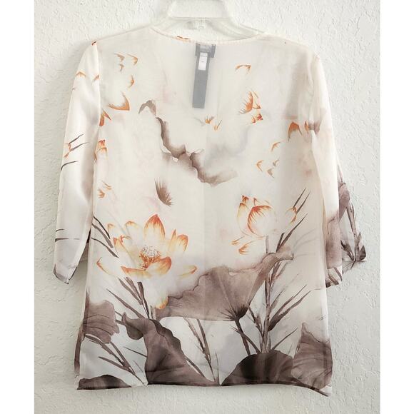 TOP/BLOUSE-CHICO'S-Traveler's Collection-Sheer-V-Neck-3/4 Sleeves-Size 1/SMALL - Picture 2 of 14